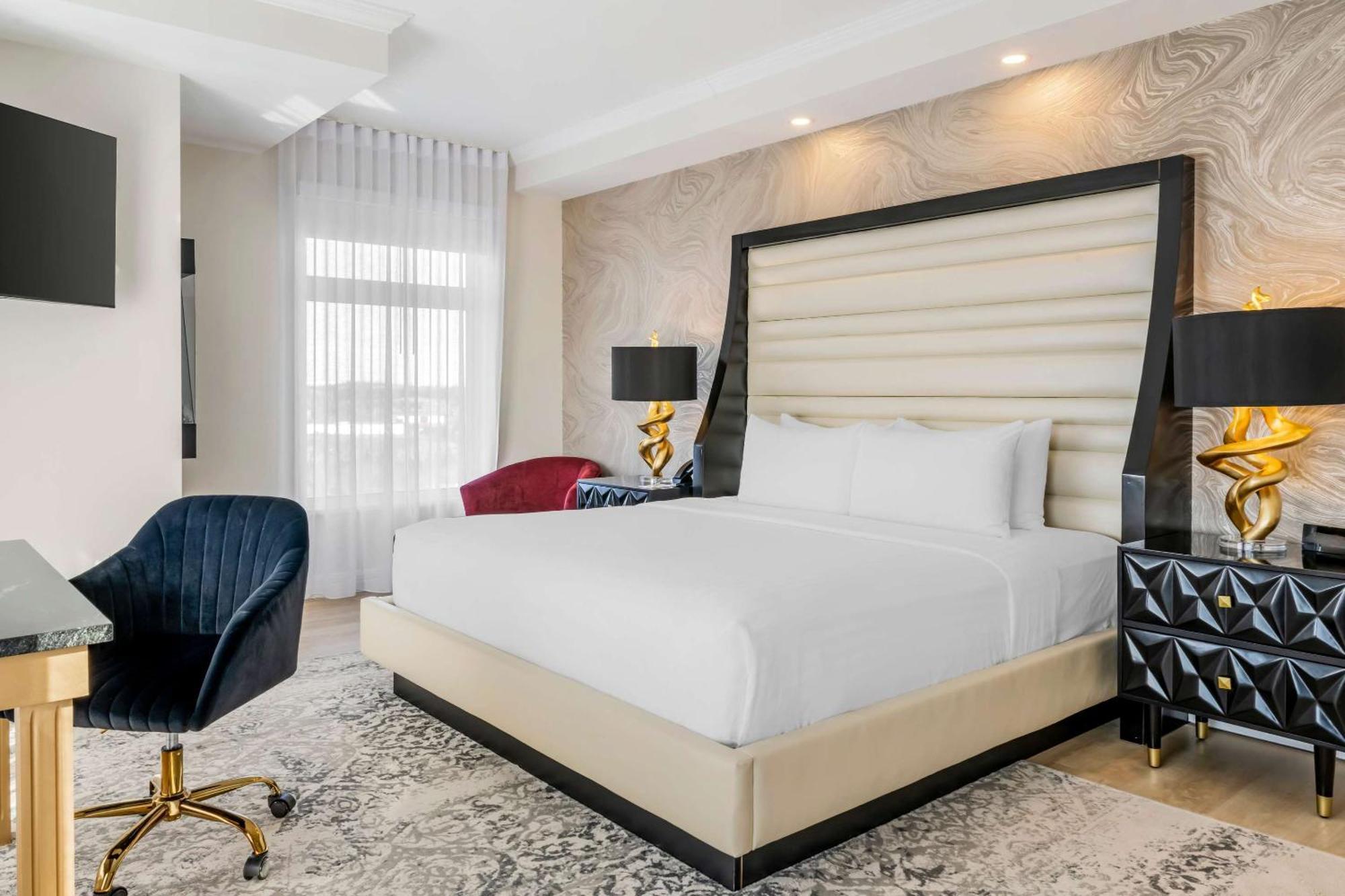 Comfort Hotel Bayer'S Lake Timberlea Esterno foto