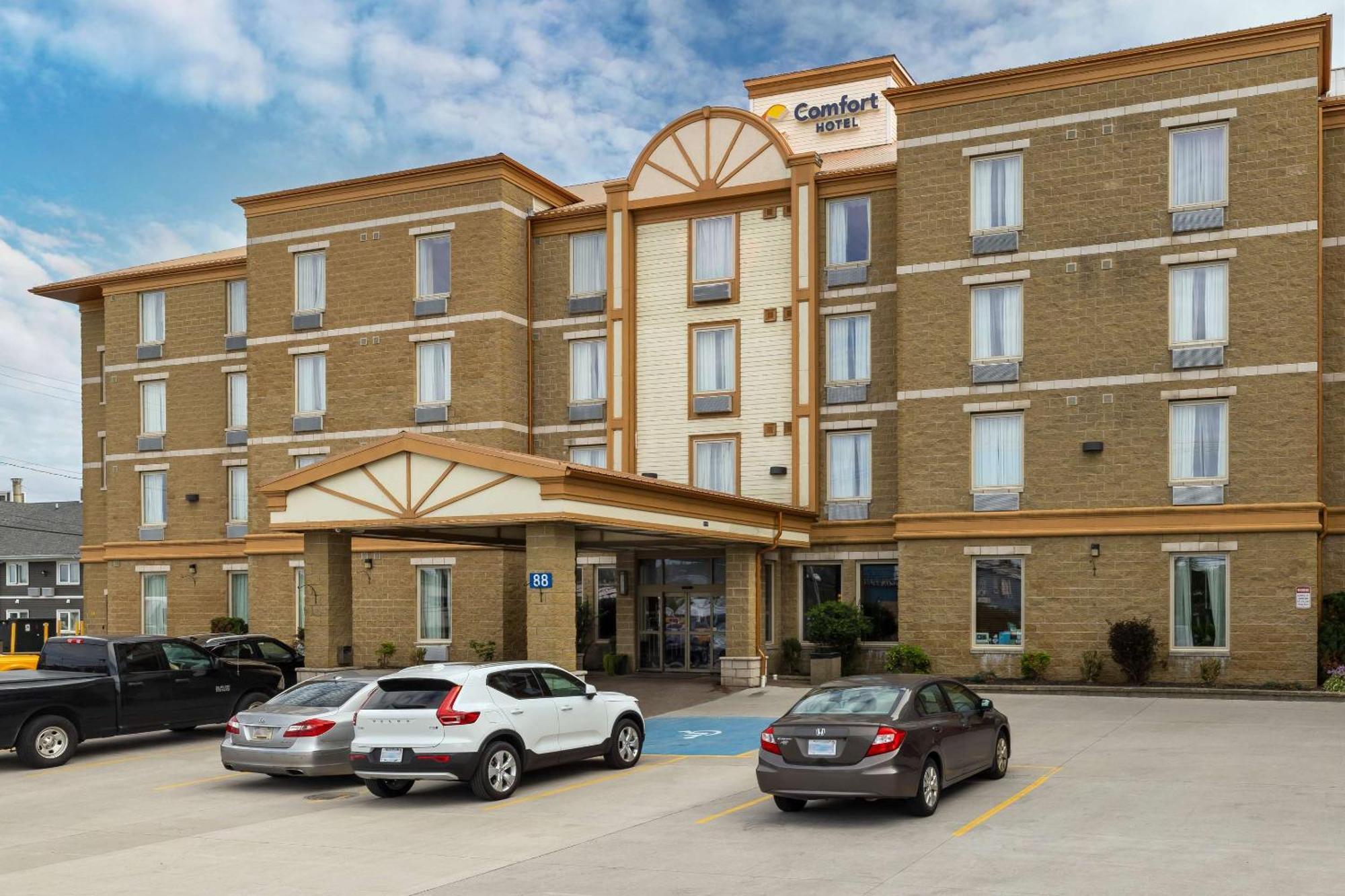 Comfort Hotel Bayer'S Lake Timberlea Esterno foto